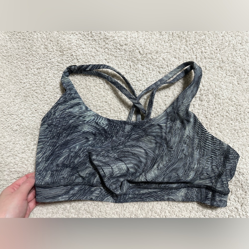 Lululemon energy bra size 12